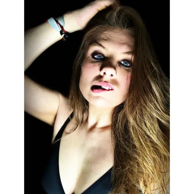 Señorita López. 🍒