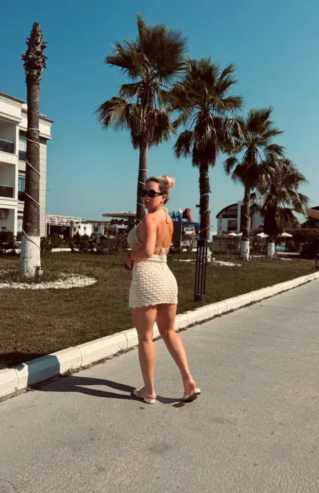 She is here 😋