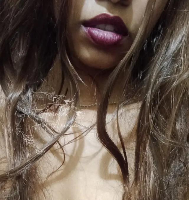 Ana 🖤 subscribe to see my content**