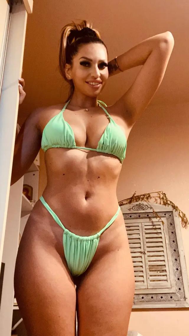Anissa Afrodite