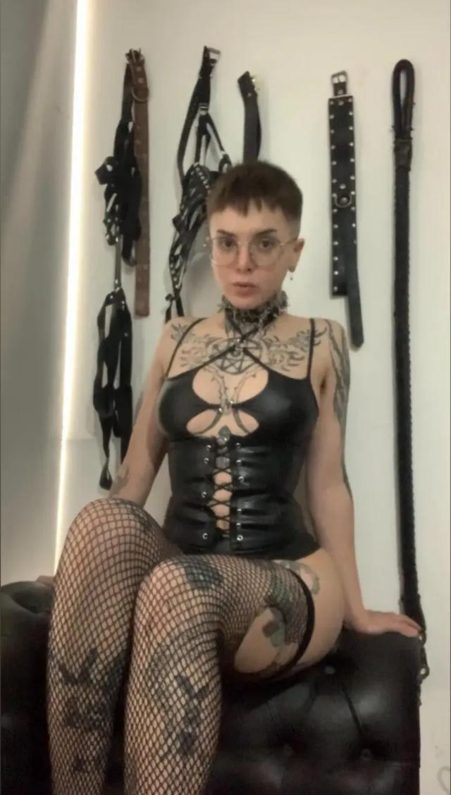 Master Ari 👹 Hairy Dom