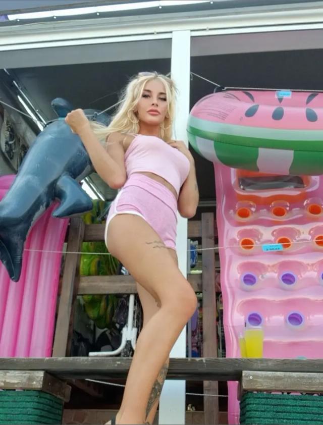Tiffanylou FREE