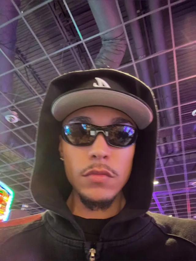 KJ 🪖