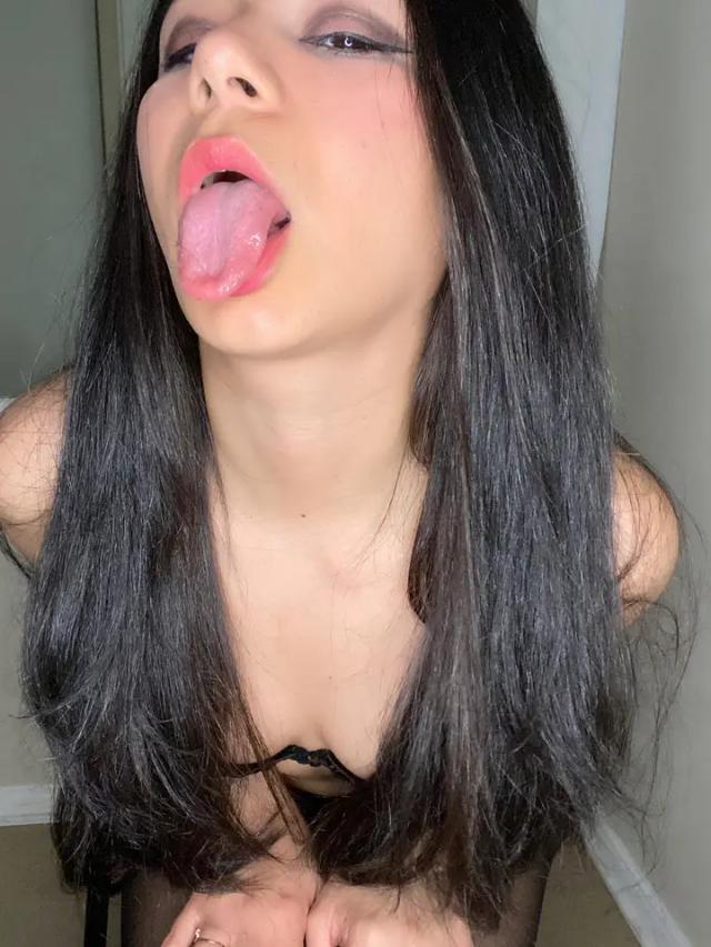 ambar🍑🌸🍑