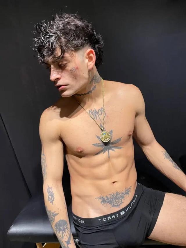 💎𝐸𝒳𝒞𝐿𝒰𝒮𝐼𝒱𝐸𝐵𝒪𝒴💎VIP