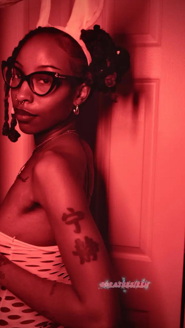 ✨Ms. Z✨