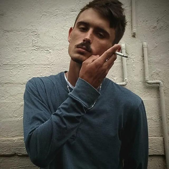 🇿🇦_whitetwink_🏳️‍🌈