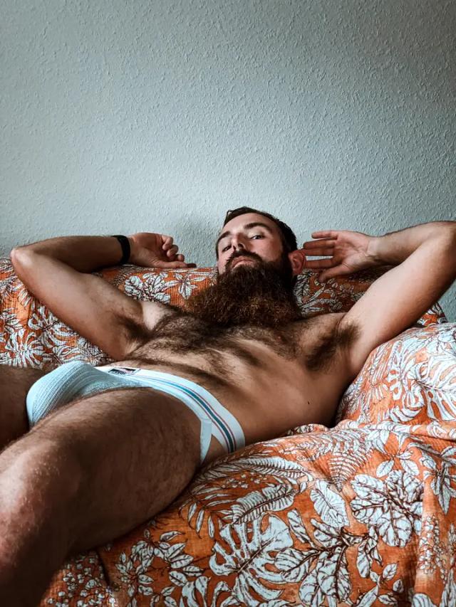 BeardedMan🔝🐻🌈