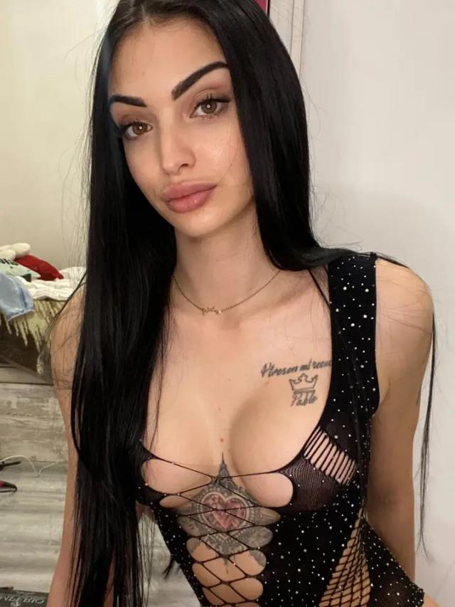 HADESGIRL🖤