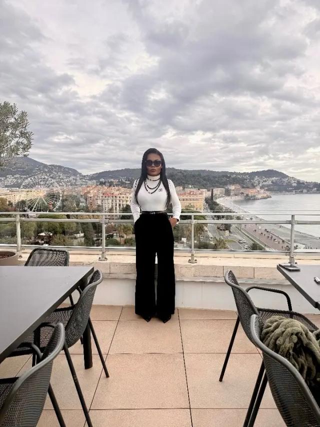 Miss Eliane