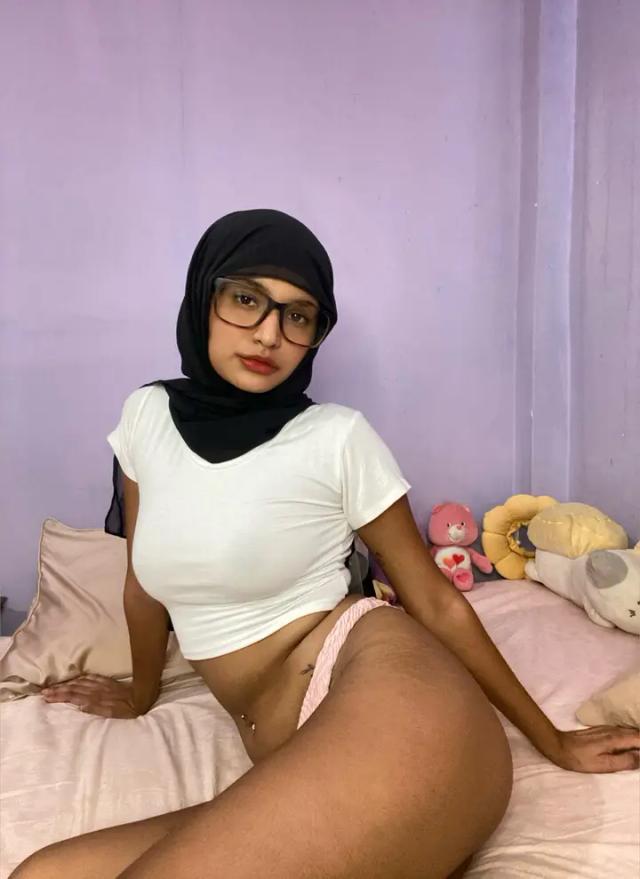 Yasmin ياسمين Lombardi