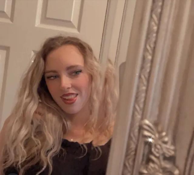 Chloe Louise