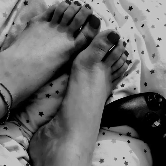 Gamergirlfeet7890