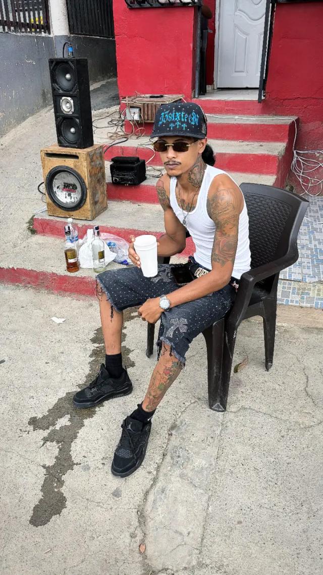 Flaquiito😋💧