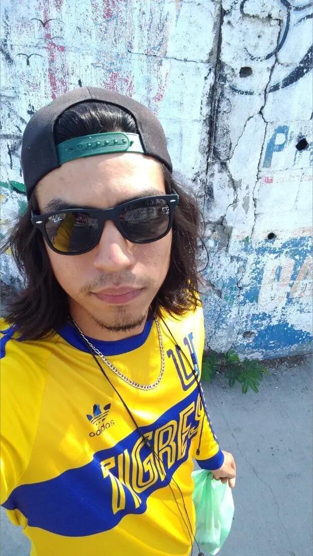 Alejandro Alex
