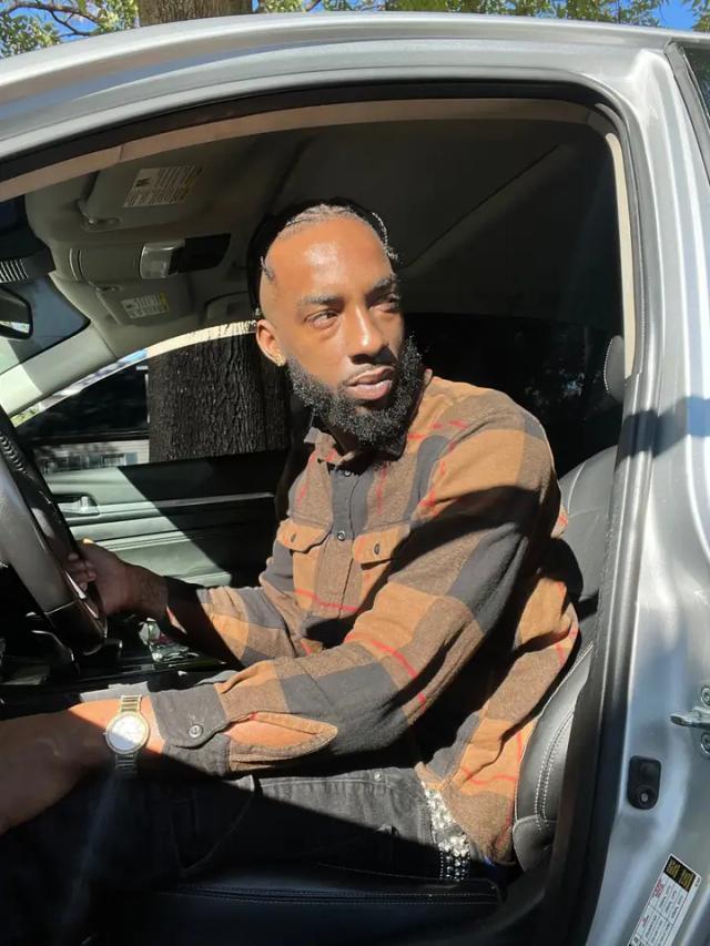 SMOKEPOLEBOY1