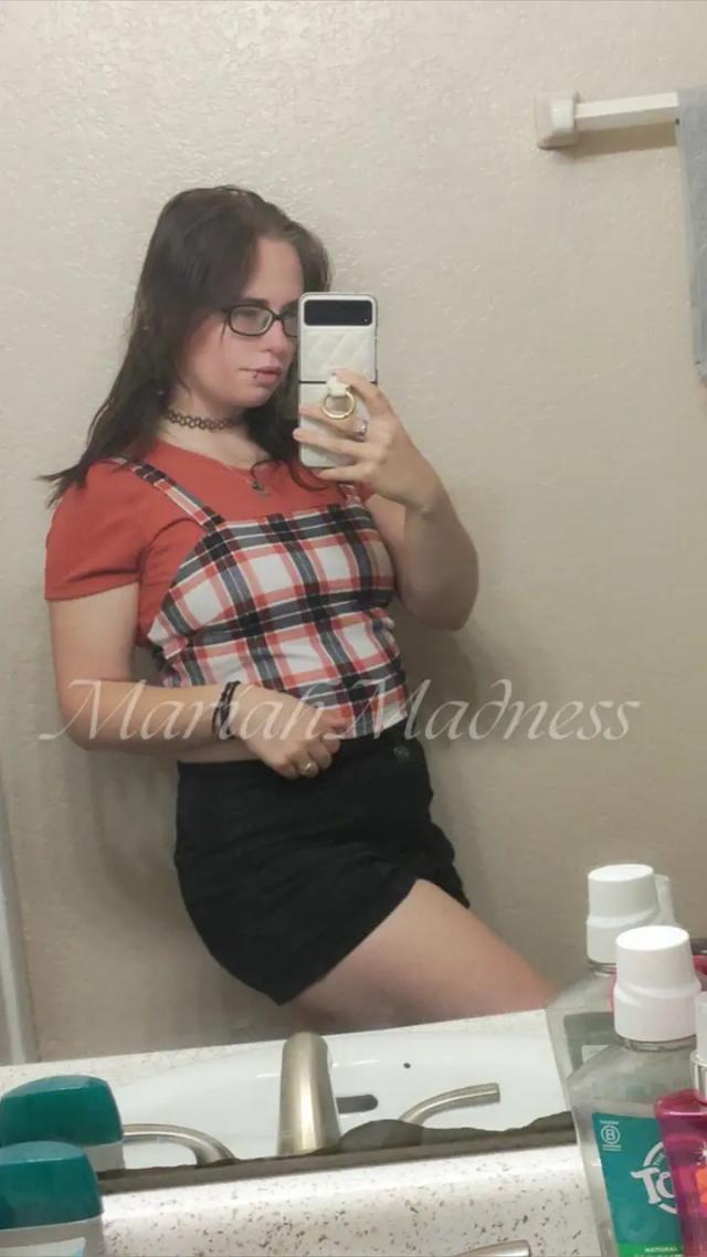 𝙈𝙖𝙧𝙞𝙖𝙝 𝙈𝙖𝙙𝙣𝙚𝙨𝙨 💕