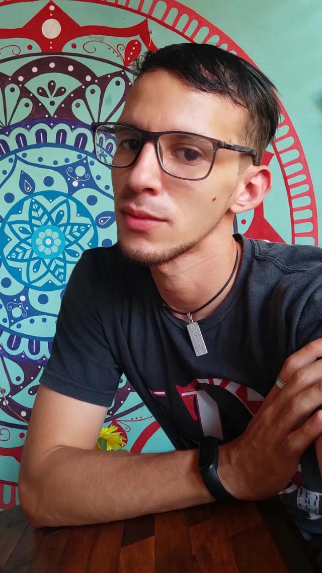 Zeus Ruiz