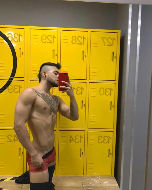 AlanaG
