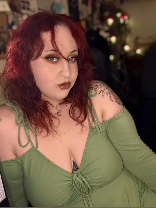 spookyscorpiobabe