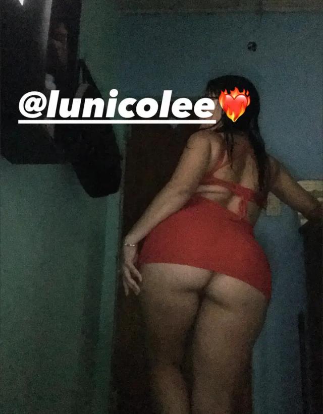 Nicole 🖤