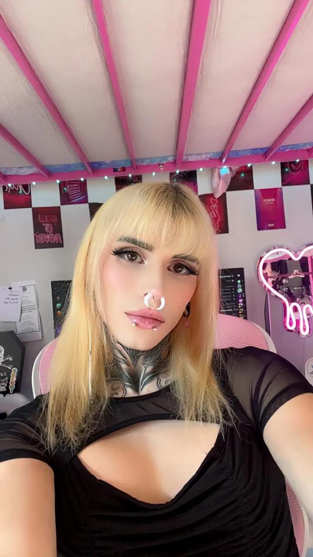 🖤Gøthįç Færîę🧚🏼