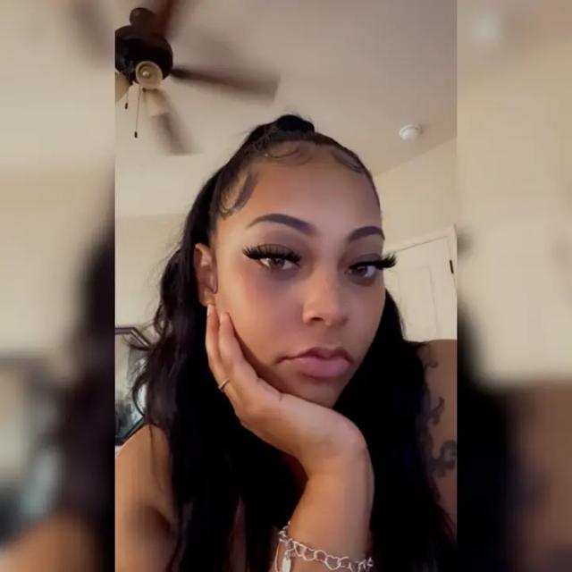 💋🤌🏾