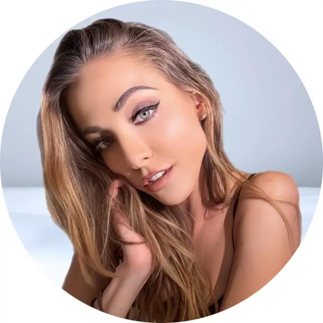 Alexis James