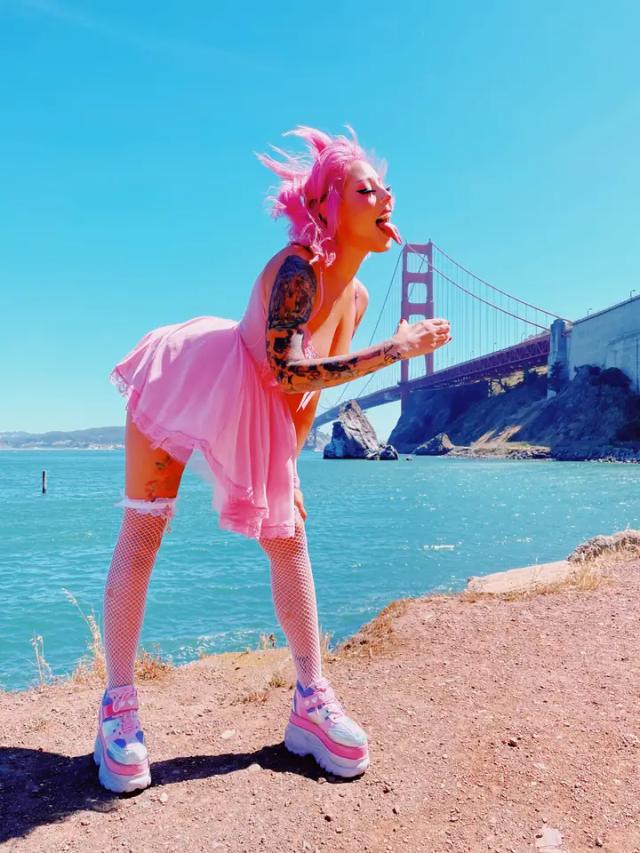 𝓛𝓸𝓷𝓭𝓸𝓷 ✨