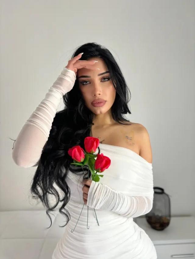 𝗝𝗮𝘀𝗺𝗶𝗻𝗲 𝗠𝗶𝗱𝗻𝗶𝗴𝗵𝘁 ✨🌹