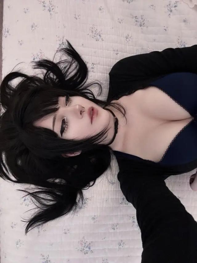 Ellie <3