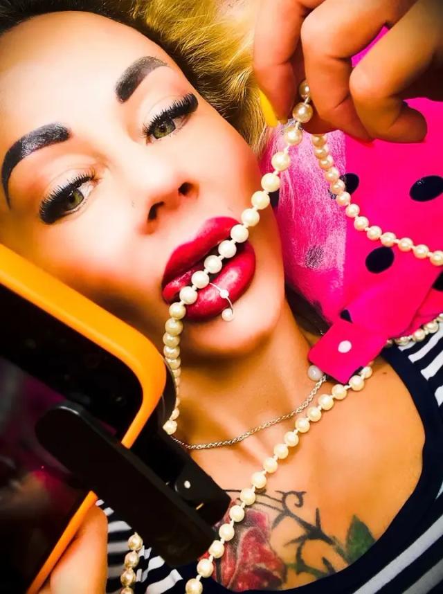Barbie Erotic