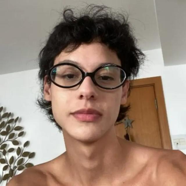 troye