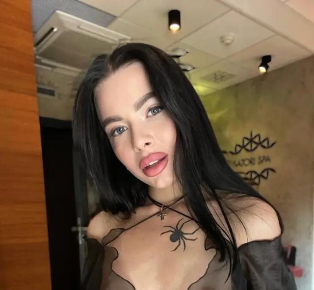 Leila🖤