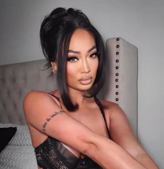💘 Angelina Ang