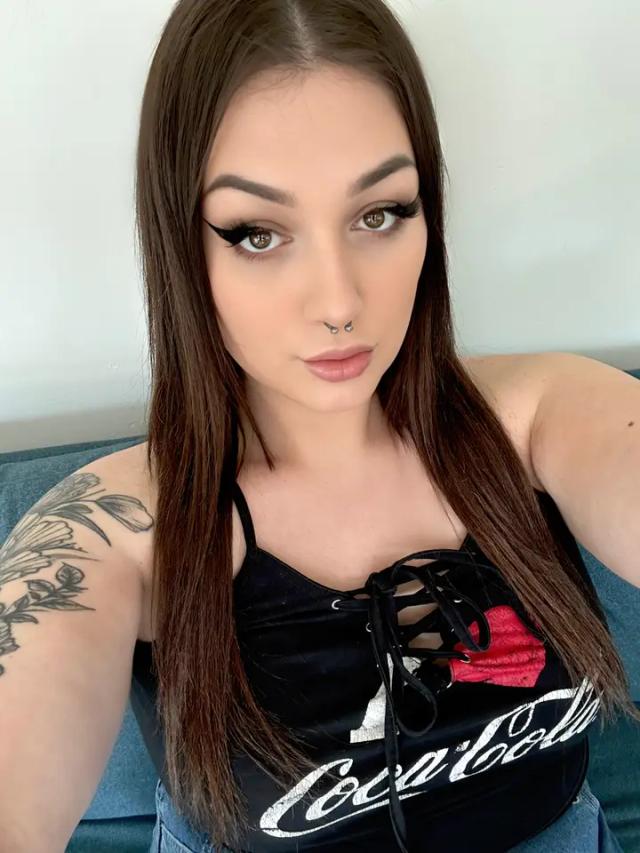 Ava