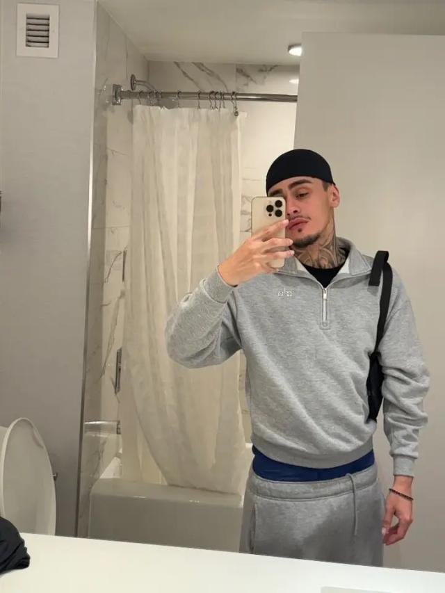 🤴