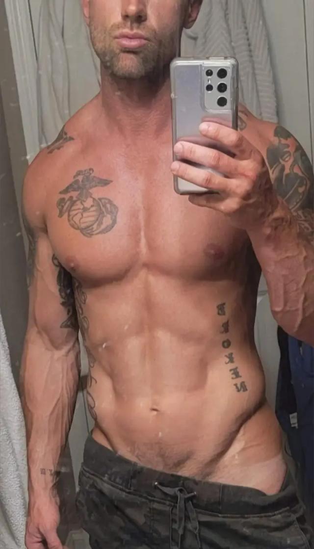 TasteeJohnny
