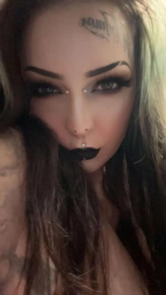 Goth Baby🖤
