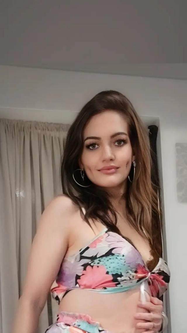 Miss Javay Grey