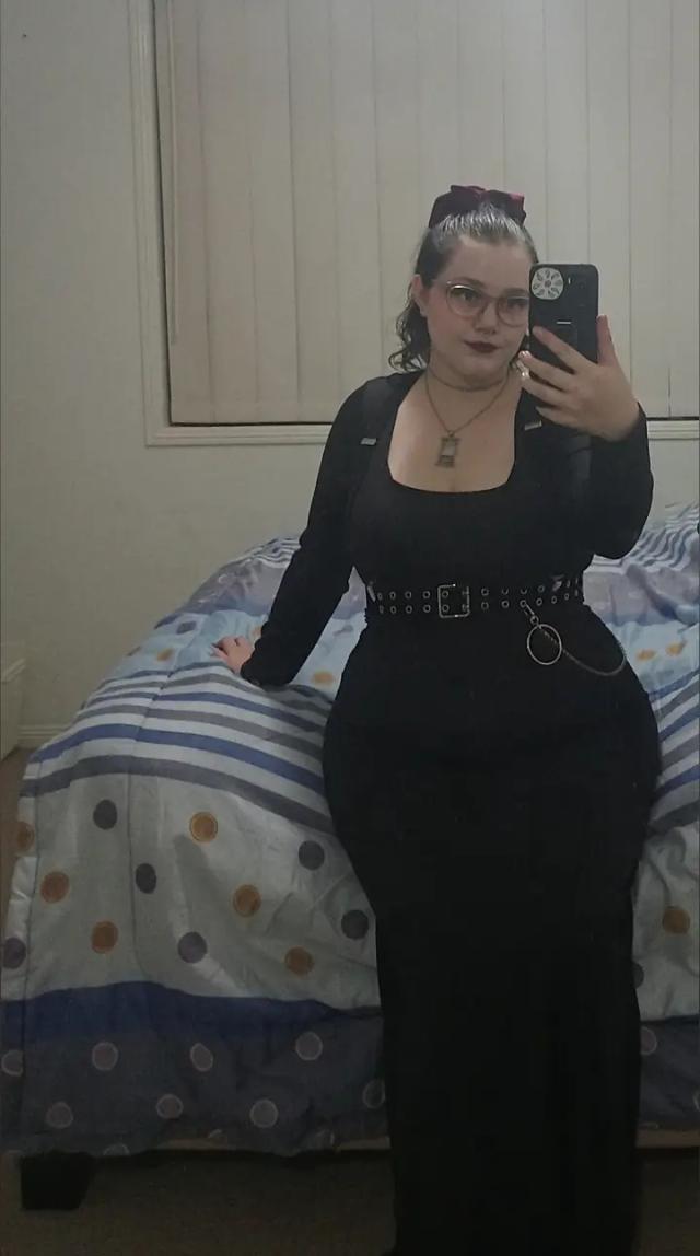 Nicolette Hope