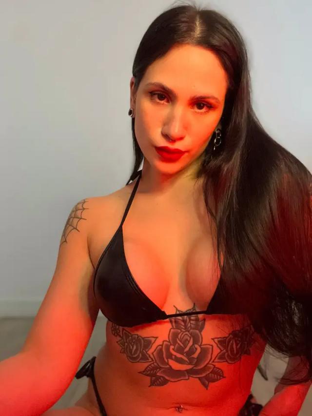 𓆩🖤𓆪    AN, EROTIC GODDESS     𓆩🖤𓆪