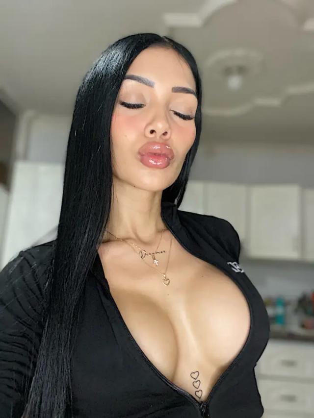 Vanessa Ramirez 🐼💗