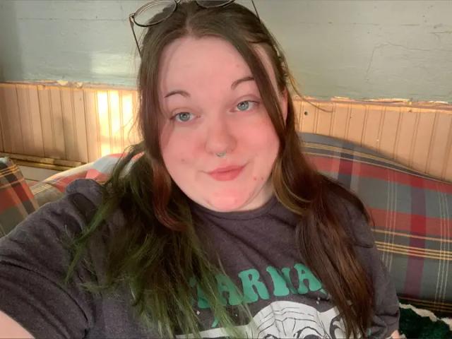 Yallternative Gal