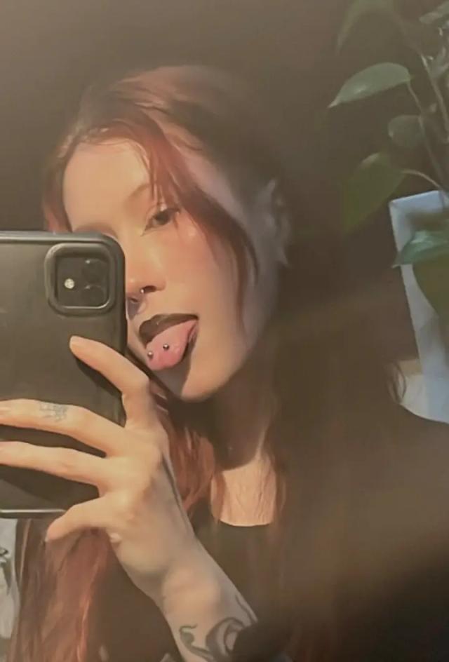 🕷️ 𝔇akota 🪦