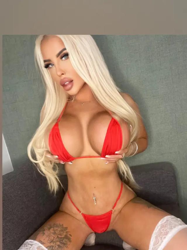 Hayley 💦💦  SUPER SOAKER💖💦
