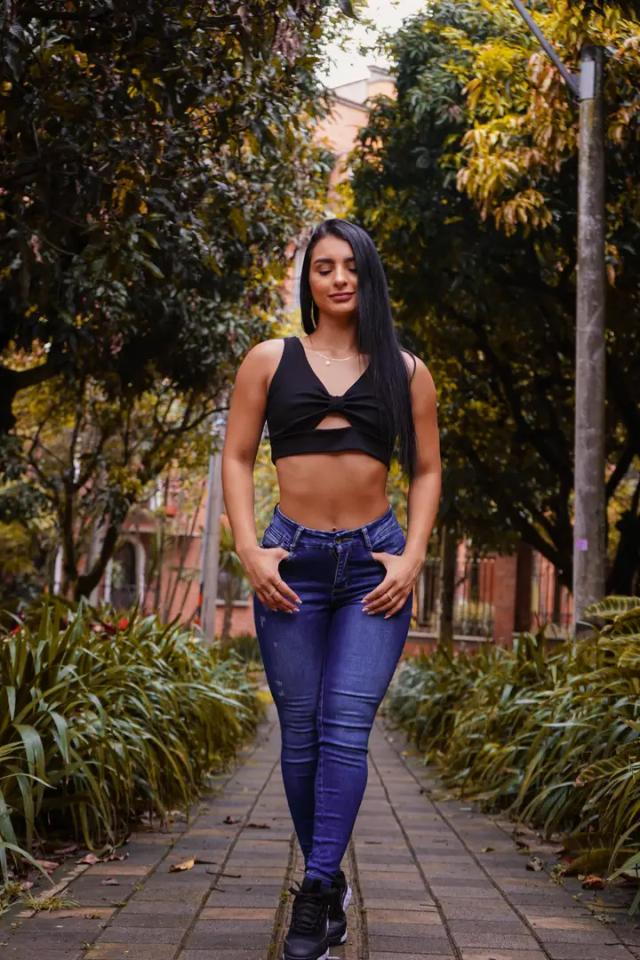 Melanyrosse