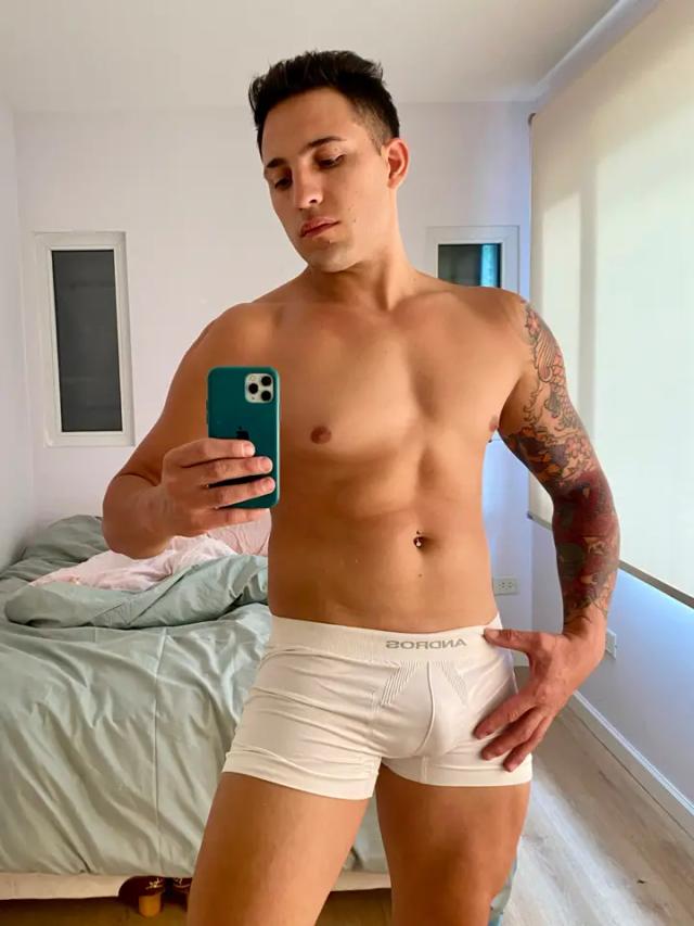 🎥 Custom content 🔞