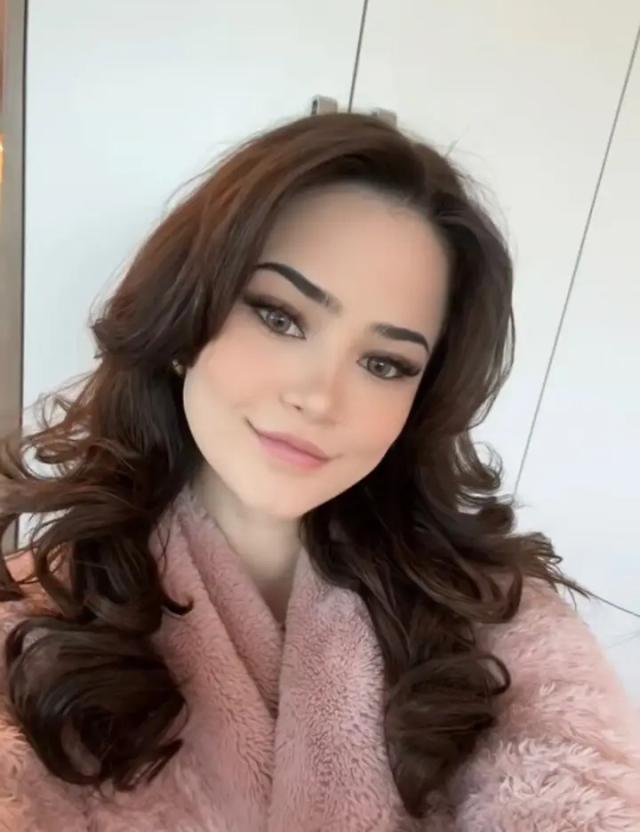 Amelia
