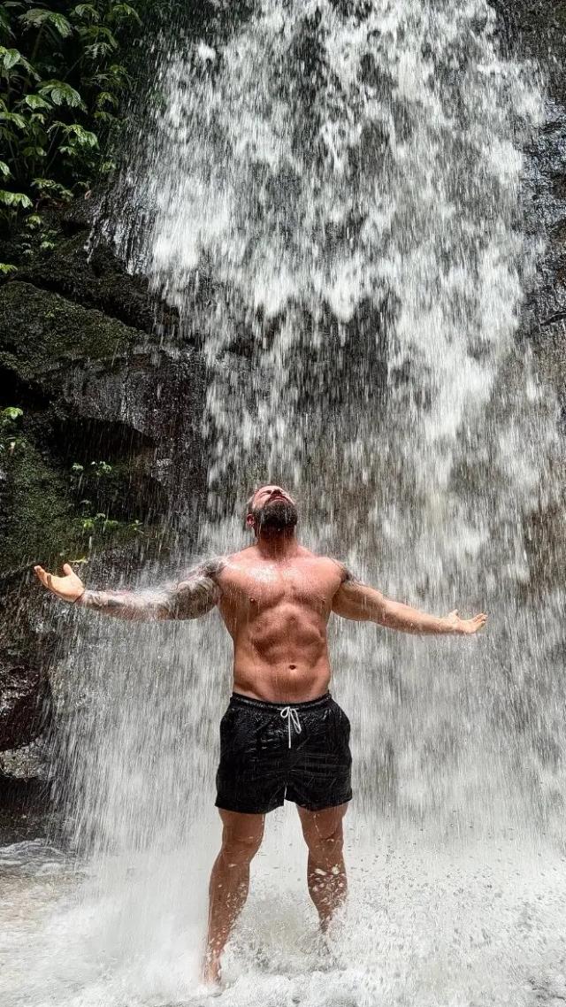 Xtream Leonard
